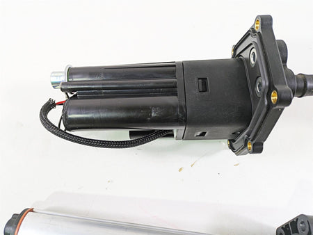 2019 Ducati Supersport 939 S Fuel Gas Pump & Level Sender 16024341A 59210251B {{ shop.shopifyCountryName }} - Mototech271
