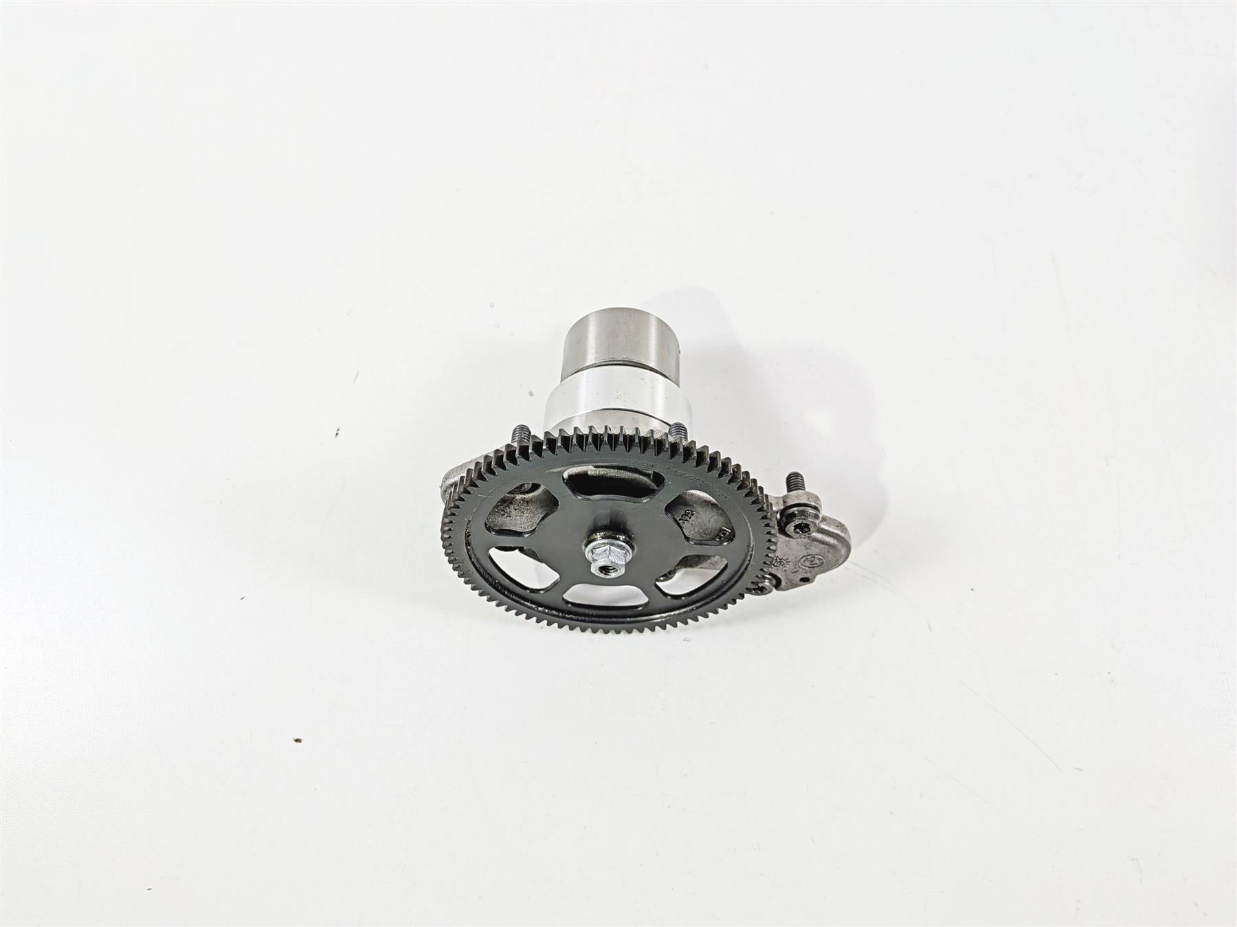2019 BMW R1250GS K50 Oil Pump From Engine With 7K only 11418394434 {{ shop.shopifyCountryName }} - Mototech271