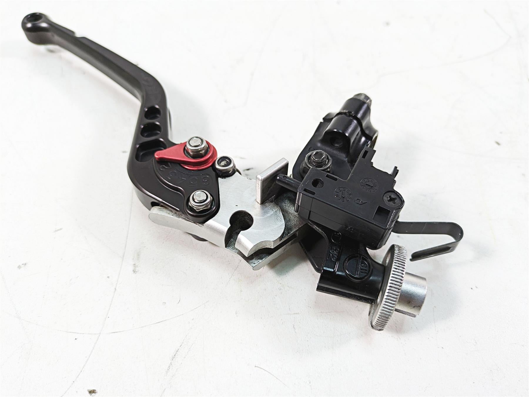 2009 Suzuki GSXR750 K9 Clutch Perch & Crg Adjustable Lever Set - Read AN-643 {{ shop.shopifyCountryName }} - Mototech271