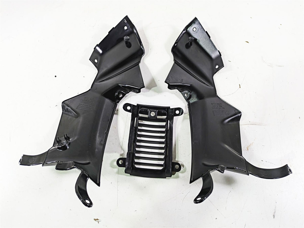 2014 Moto Guzzi California 1400 Touring Neck Frame Cover Fairing Set B063717 {{ shop.shopifyCountryName }} - Mototech271
