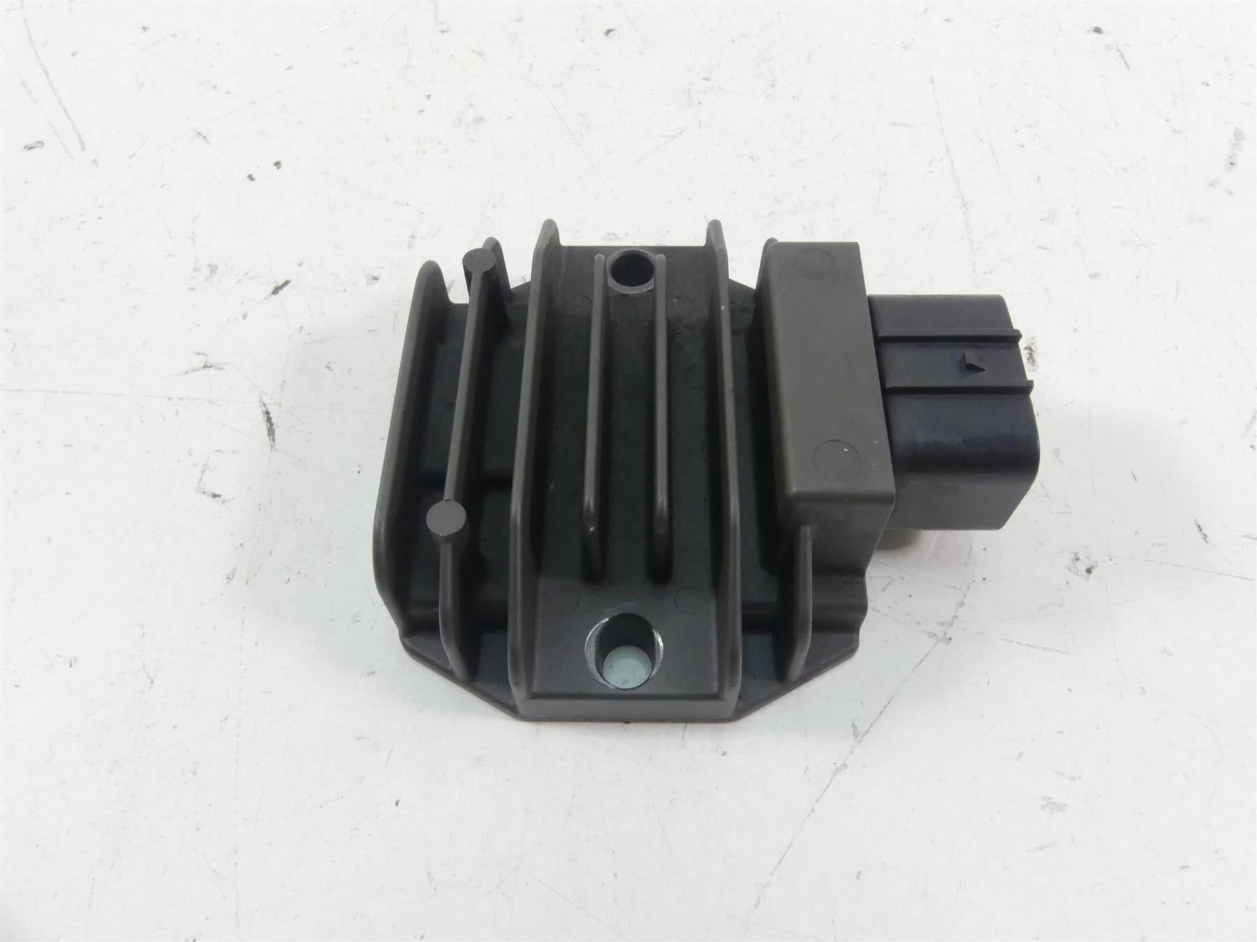 2015 KTM 1290R Super Duke Rectifier Voltage Regulator FH022AA 60311034000 {{ shop.shopifyCountryName }} - Mototech271