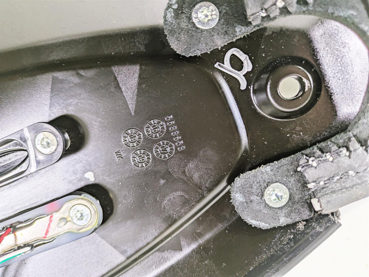 2017 Indian Chieftain Limited Black Fuel Gas Tank Cover & Switches Set 5633653 {{ shop.shopifyCountryName }} - Mototech271