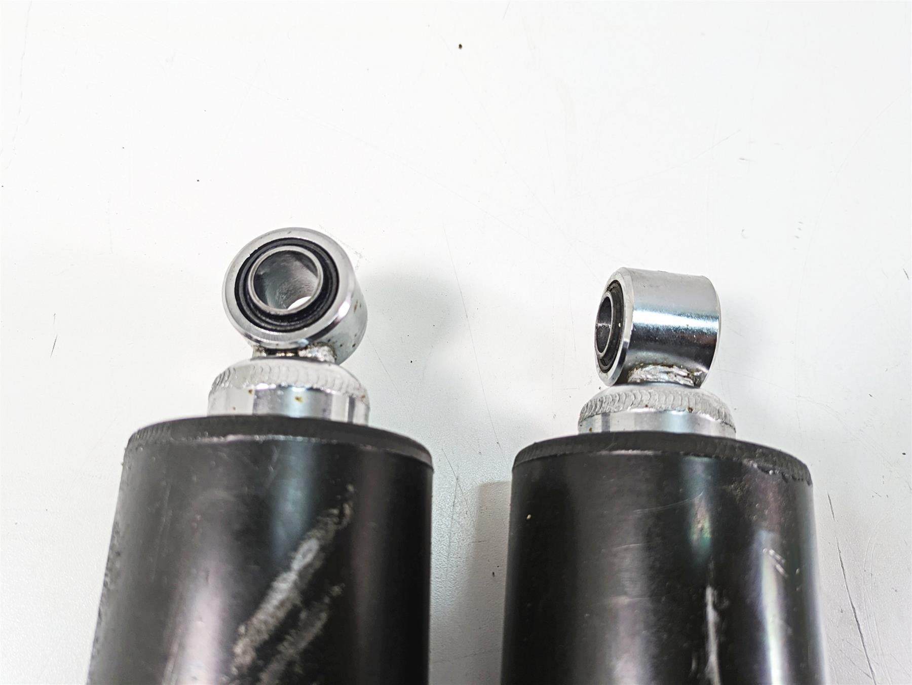2000 Harley FXSTS Softail Springer Showa Rear Shock Damper Set 54508-00B {{ shop.shopifyCountryName }} - Mototech271