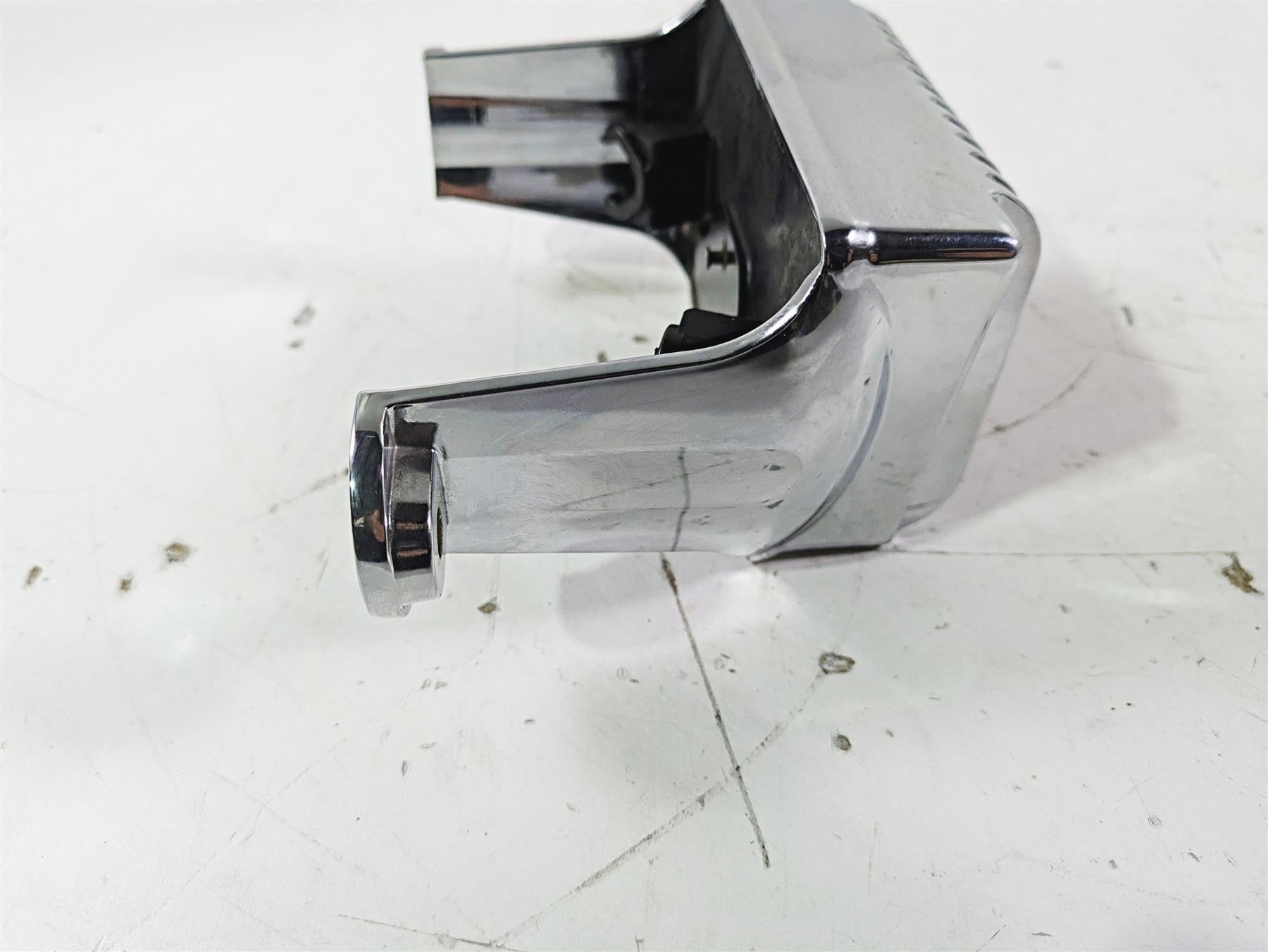 2007 Harley Touring FLHTCU SE CVO E-Glide Chrome Rectifier Regulator 74622-06 {{ shop.shopifyCountryName }} - Mototech271