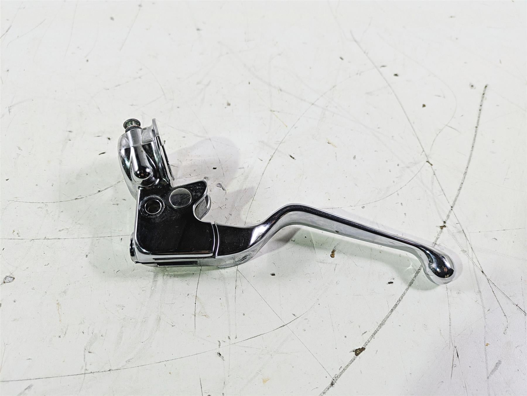 2007 Harley FXDWG Dyna Wide Glide Chrome Clutch Perch & Lever 38608-96 {{ shop.shopifyCountryName }} - Mototech271