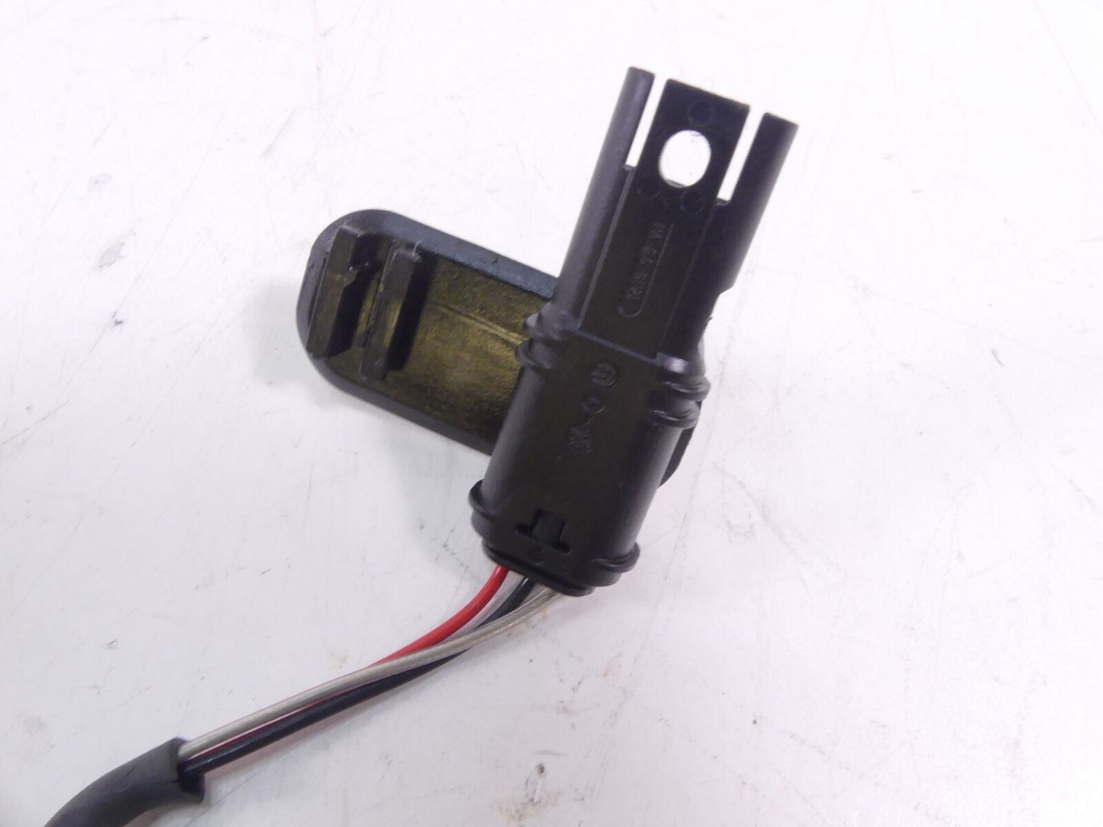 2018 BMW K1600 Bagger Oil Level Temperature Sensor + Wiring 12617708883 {{ shop.shopifyCountryName }} - Mototech271