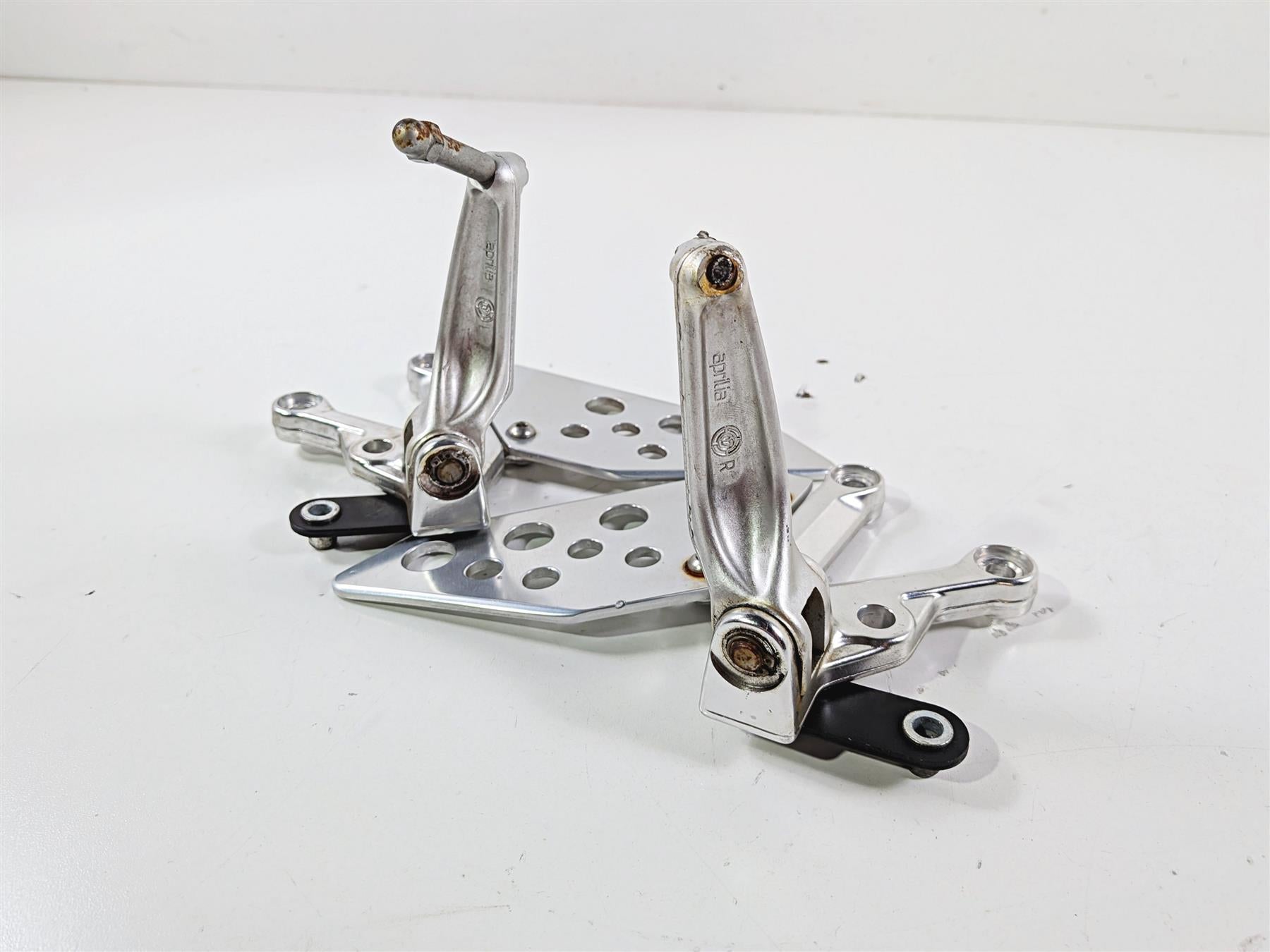 2008 Aprilia RSVR 1000 Factory Front Left & Right Foot Pegs AP8154069 AP8154070 {{ shop.shopifyCountryName }} - Mototech271