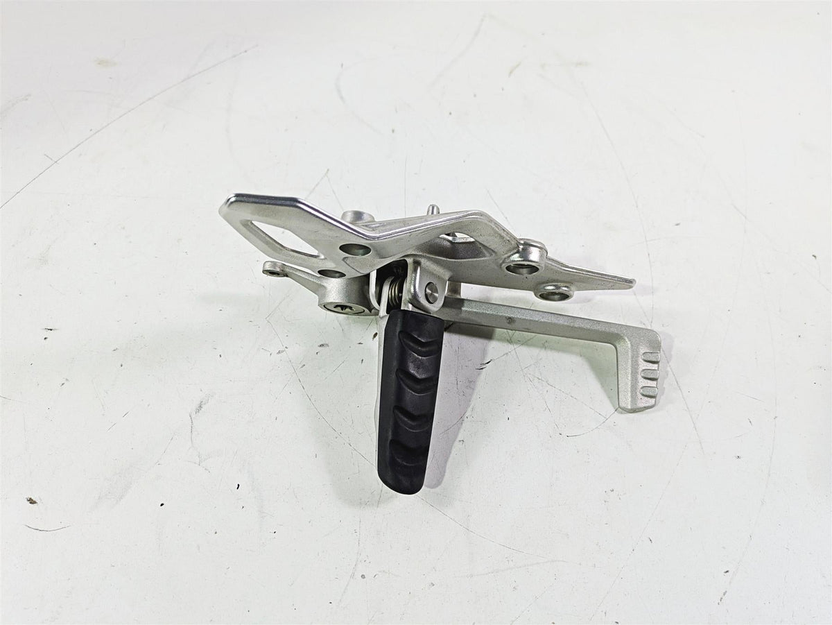 2016 BMW R1200RS K54 Right Rider Footpeg & Brake Pedal 46718540797 {{ shop.shopifyCountryName }} - Mototech271
