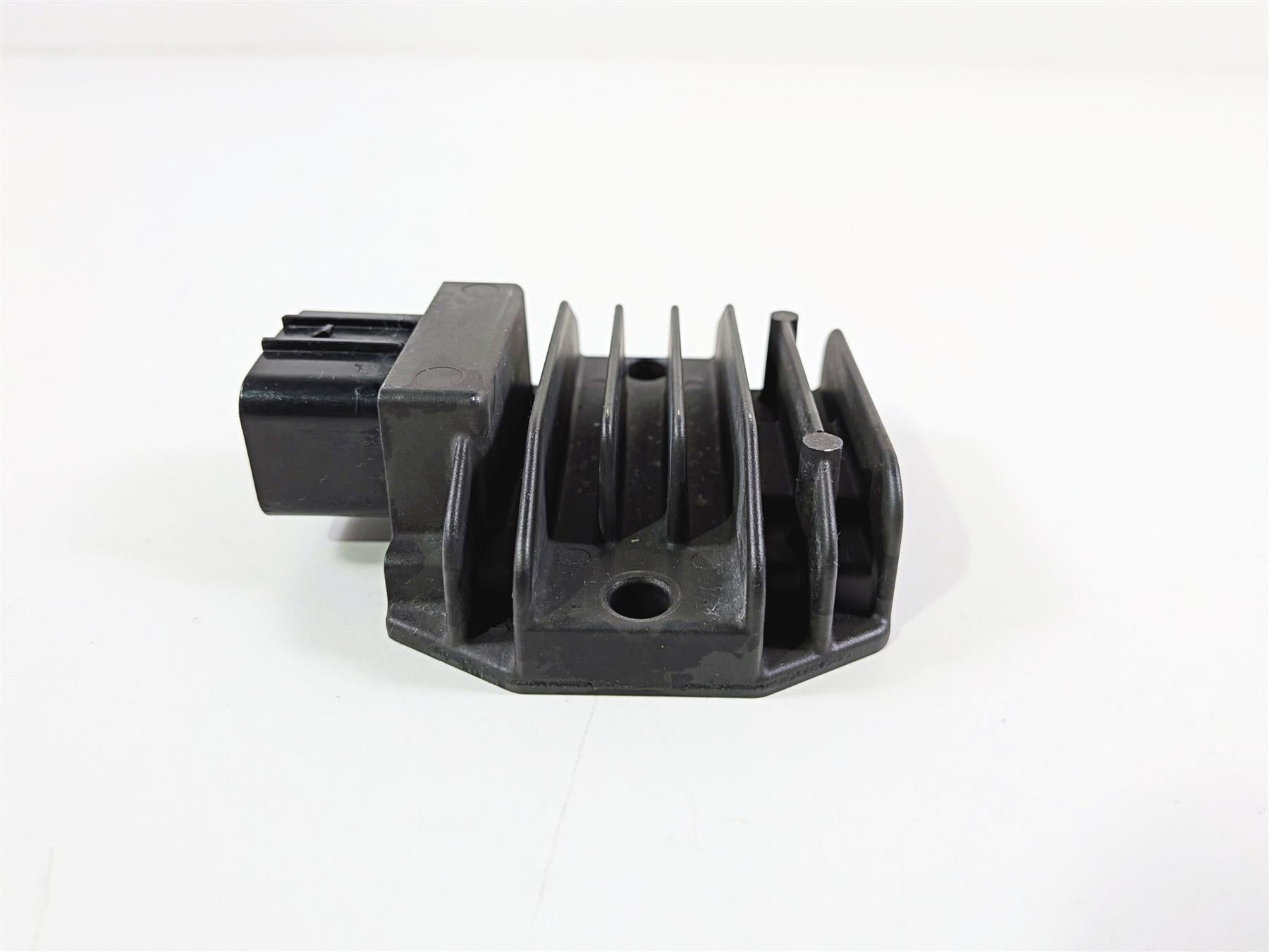 2015 KTM 1290 R Super Duke Rectifier Voltage Regulator FH022AA 60311034000-Mototech271