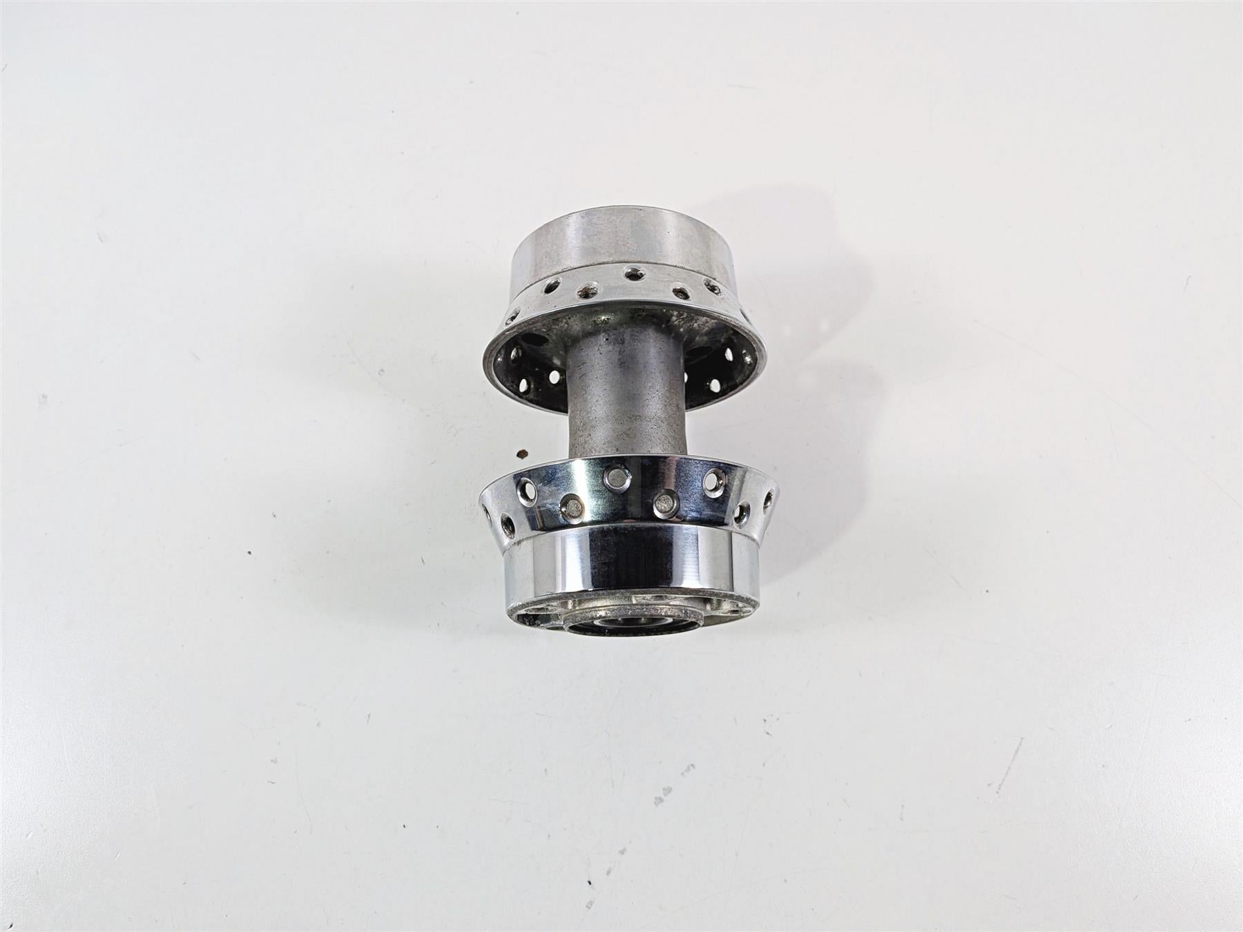 2001 Harley FLHRCI Road King Front Spoke Wheel Hub 40960-08 {{ shop.shopifyCountryName }} - Mototech271
