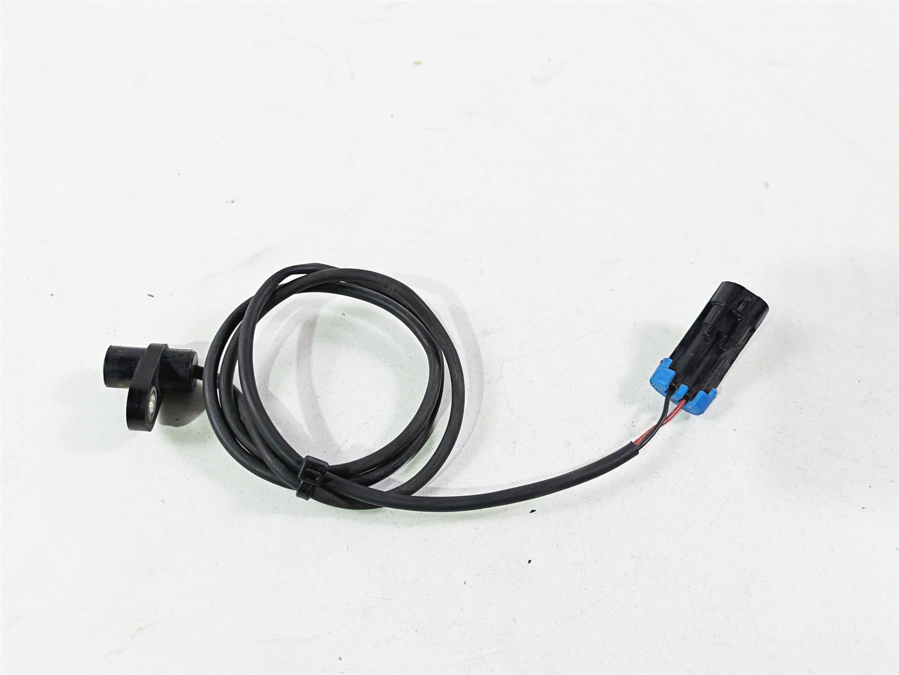 2017 Indian Chieftain Limited Front Abs Brake Wheel Speed Sensor 4013251 {{ shop.shopifyCountryName }} - Mototech271