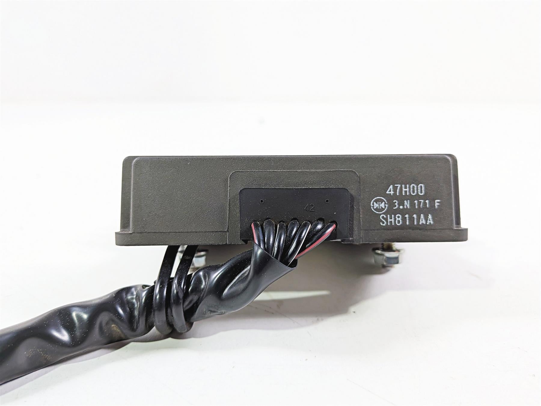 2024 Suzuki GSXR 600 Rectifier Voltage Regulator 32800-47H00 SH811AA {{ shop.shopifyCountryName }} - Mototech271