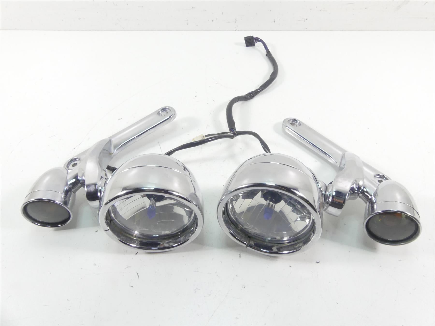 2005 Harley Touring CVO FLHTC SE Electra Glide Front Blinker Light Set 68836-04 {{ shop.shopifyCountryName }} - Mototech271