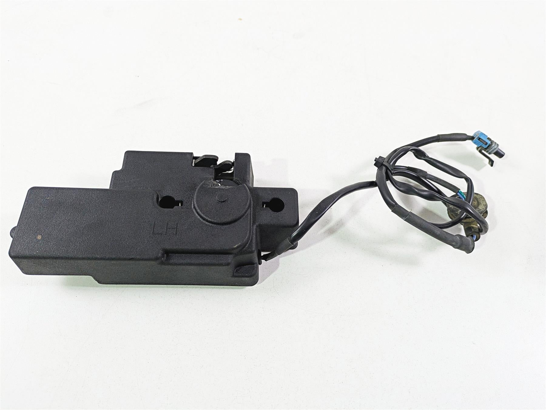 2017 Indian Chieftain Limited Left Bag Lock Control Module - Read 4017838 {{ shop.shopifyCountryName }} - Mototech271