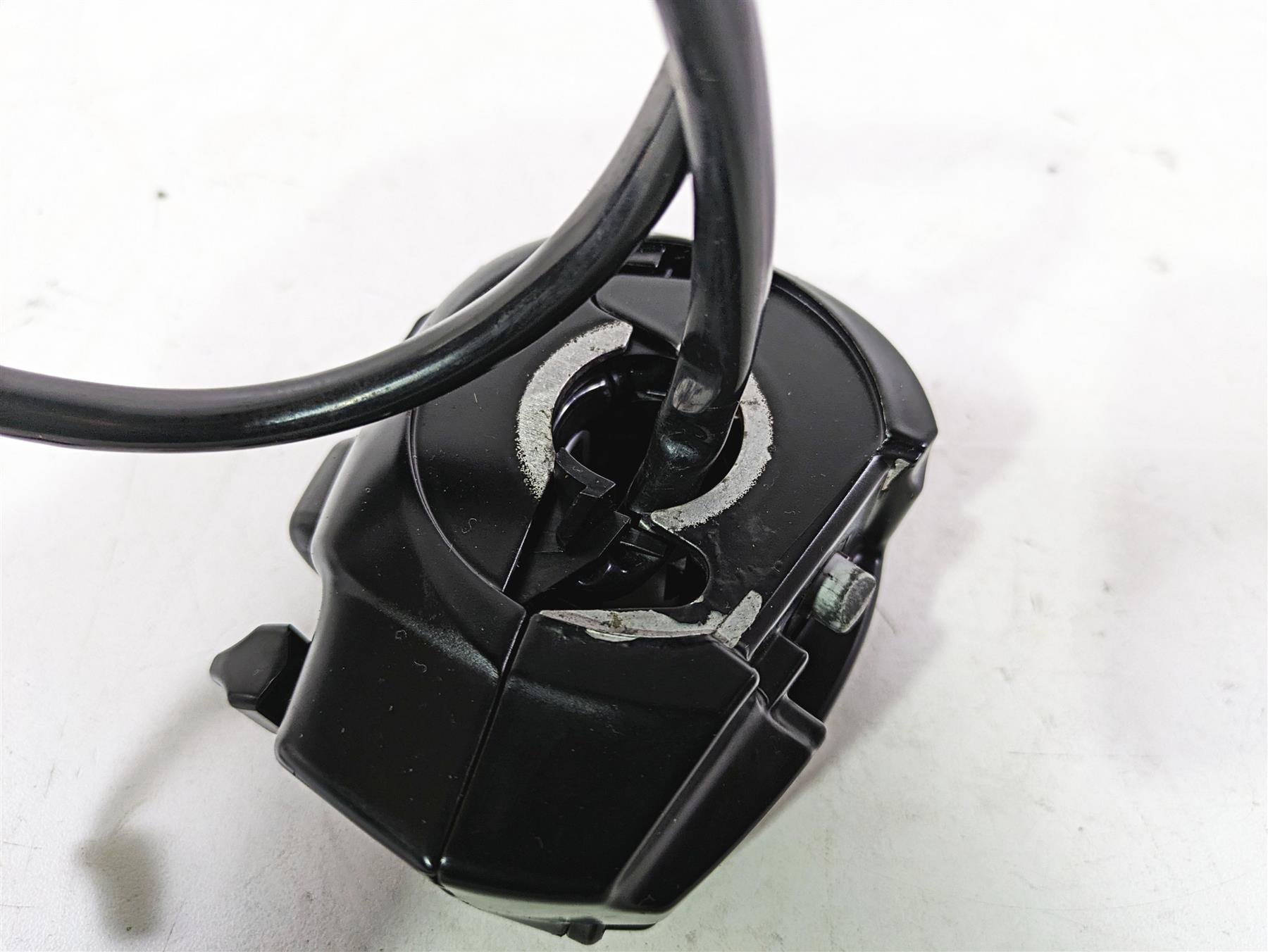 2017 Harley Touring FLTRXS Road Glide Left Hand Control Switch 71500128B {{ shop.shopifyCountryName }} - Mototech271