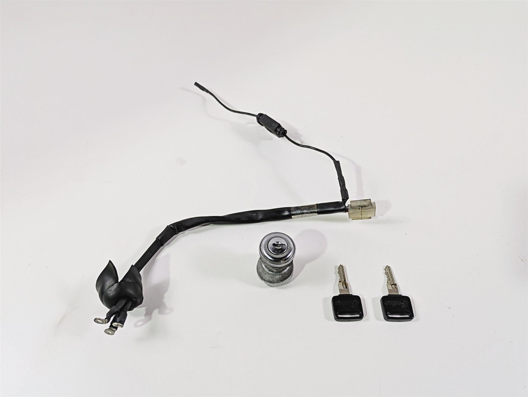 2002 Indian Spirit Deluxe Ignition Switch & Wiring & Two Key Set 94-255