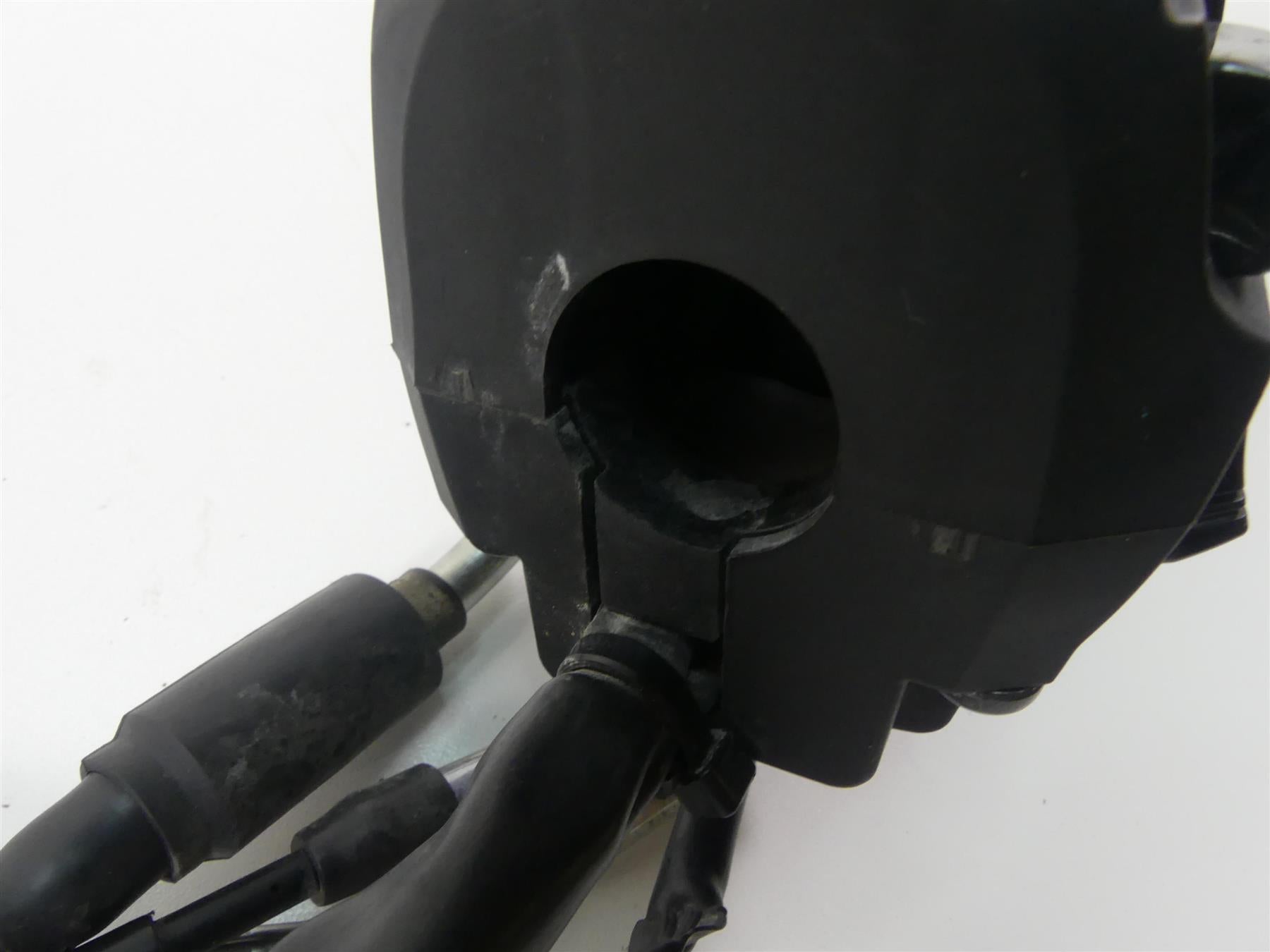 2022 Suzuki GSXR750 Right Hand Control Switch Throttle & Grips -Read 37200-47H30 {{ shop.shopifyCountryName }} - Mototech271