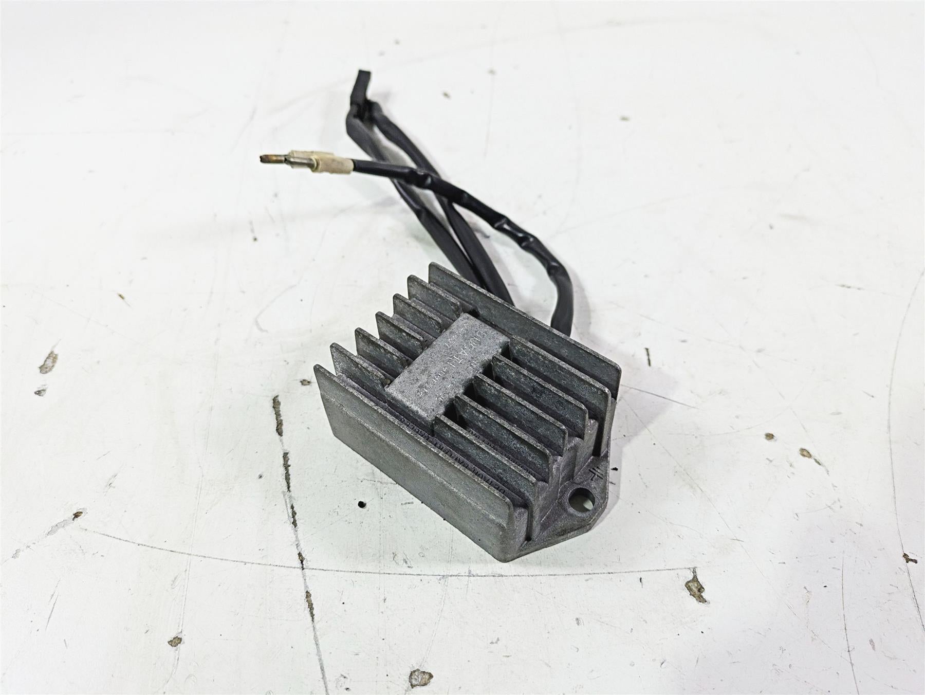1998 Moto Guzzi California 1100 EV Rectifier Voltage Regulator GU37703805 {{ shop.shopifyCountryName }} - Mototech271
