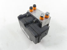 Load image into Gallery viewer, 2011 Harley Touring FLTRU Road Glide Abs Brake Pump Unit Module 40601-08A | Mototech271
