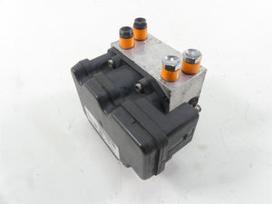 2011 Harley Touring FLTRU Road Glide Abs Brake Pump Unit Module 40601-08A | Mototech271