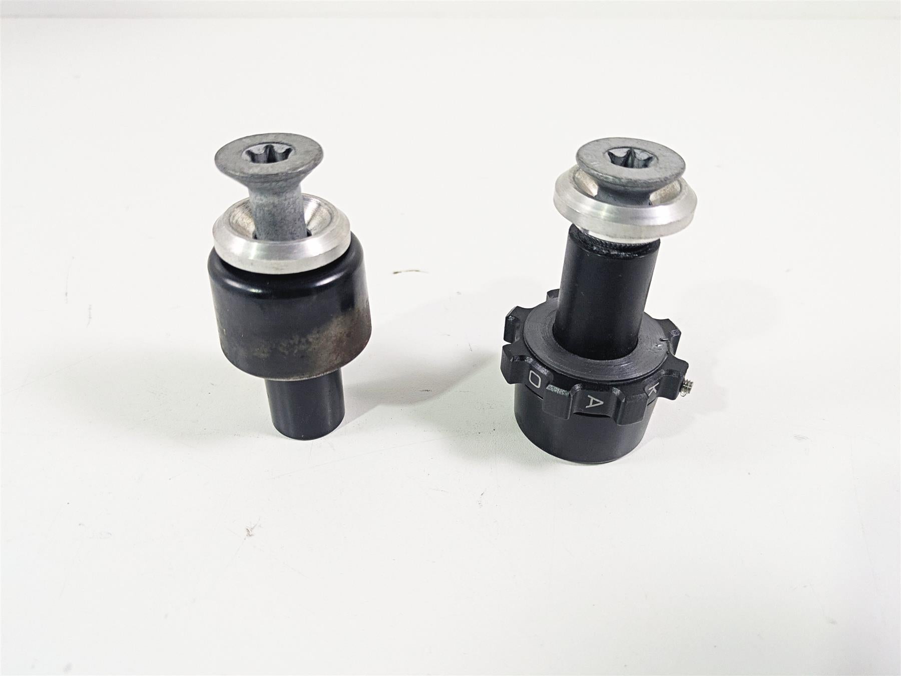 2010 BMW R1200GS K25 Hand Guard & Mounts 46638530793 46638530794 {{ shop.shopifyCountryName }} - Mototech271