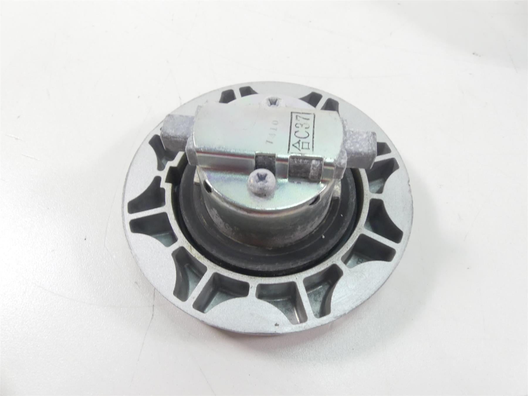 2008 Ducati Hypermotard 1100 Speedometer Ignition Switch Key Set - 4K 40610584A {{ shop.shopifyCountryName }} - Mototech271