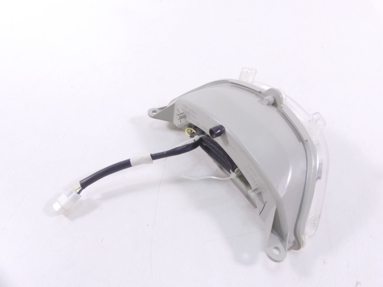 2019 Yamaha VMX17 V-Max 1700 Taillight Tail Light Rear Brake Lamp 2S3-84710-00-0 {{ shop.shopifyCountryName }} - Mototech271