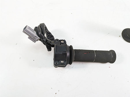 2020 Ducati Hypermotard 950 SP Ride Fly By Wire Throttle Grips -Read 66020141A {{ shop.shopifyCountryName }} - Mototech271