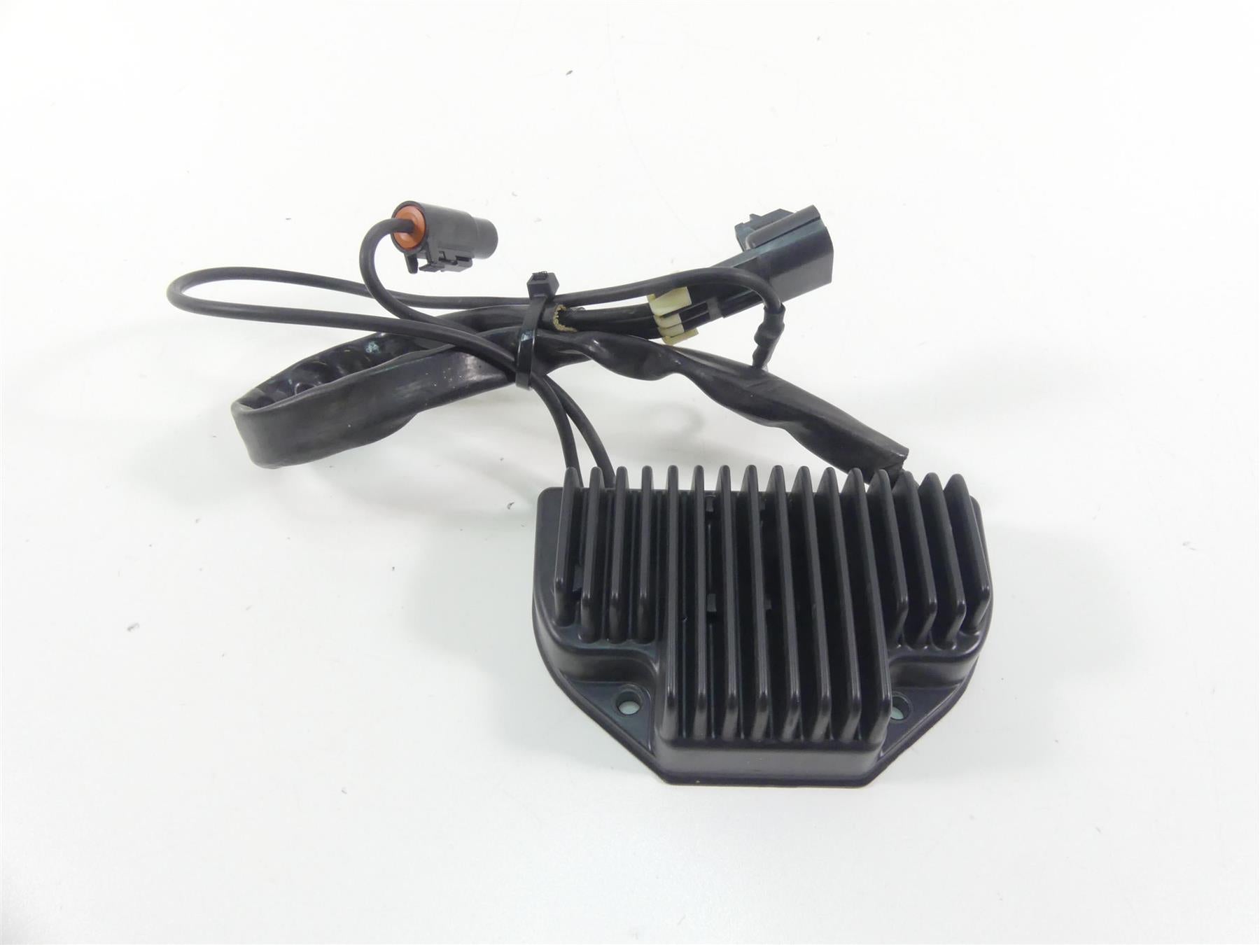 2006 Harley VRSCD Night Rod Rectifier Voltage Regulator 74440-01