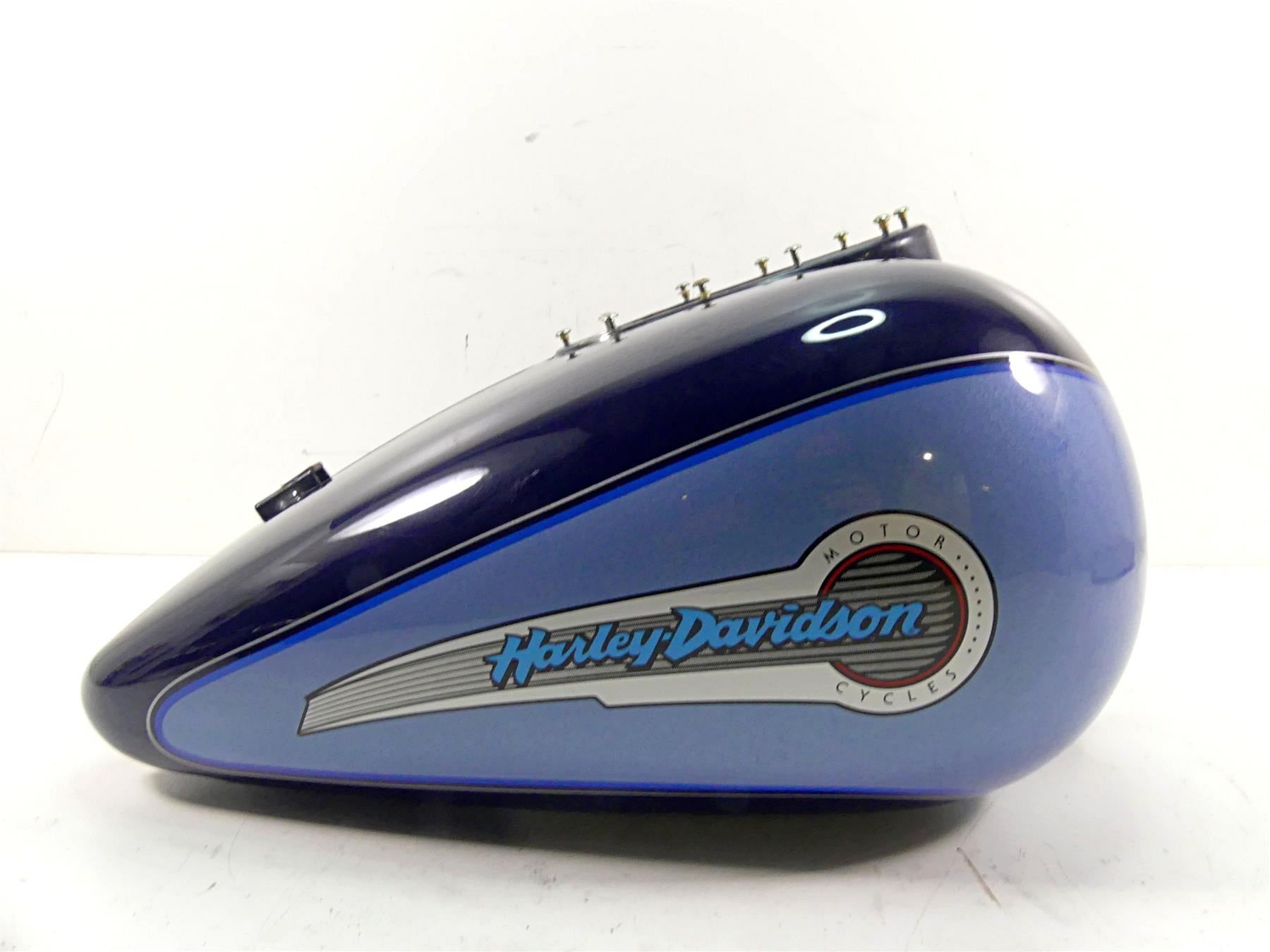 2004 Harley Touring FLHTCUI Electra Glide Fuel Gas Petrol Tank 61356-03 {{ shop.shopifyCountryName }} - Mototech271