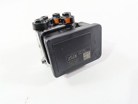 2024 Triumph Tiger 900 GT Abs Brake Pump Unit Module T2029921 T2029920 {{ shop.shopifyCountryName }} - Mototech271