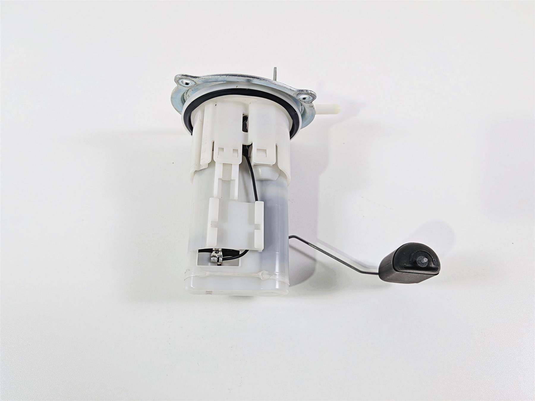 2023 Yamaha MT10 MTN1000 Fuel Gas Petrol Pump B67-13907-10-00 {{ shop.shopifyCountryName }} - Mototech271