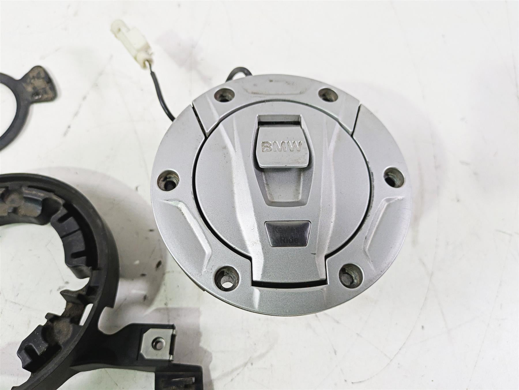 2015 BMW K1600 GT K48 Keyless Fuel Gas Tank Lid Cap Inlet 16118549495 {{ shop.shopifyCountryName }} - Mototech271