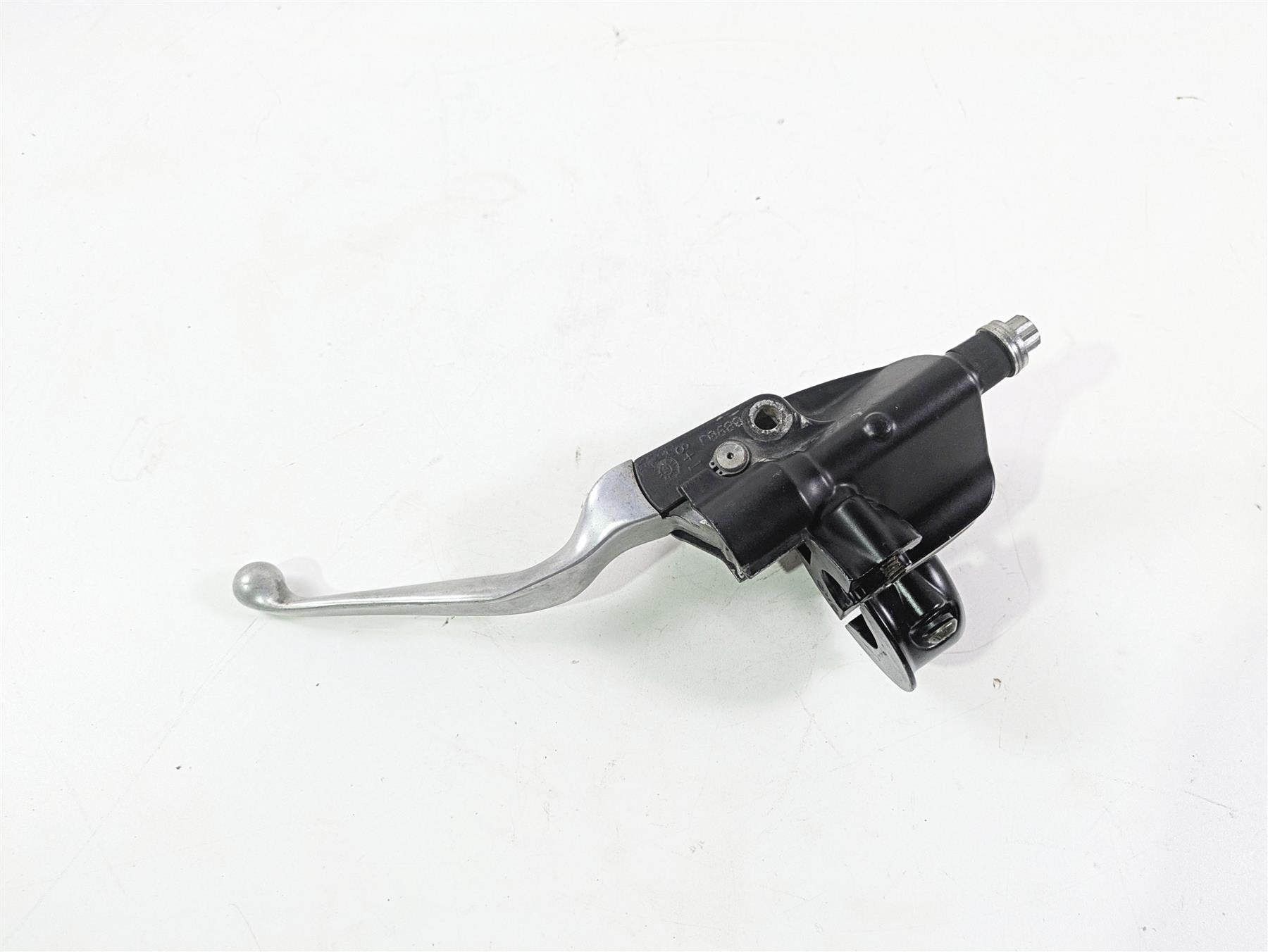2010 Harley Dyna FXDB Street Bob Front Brake Master Cylinder 9/16" 45019-08B {{ shop.shopifyCountryName }} - Mototech271