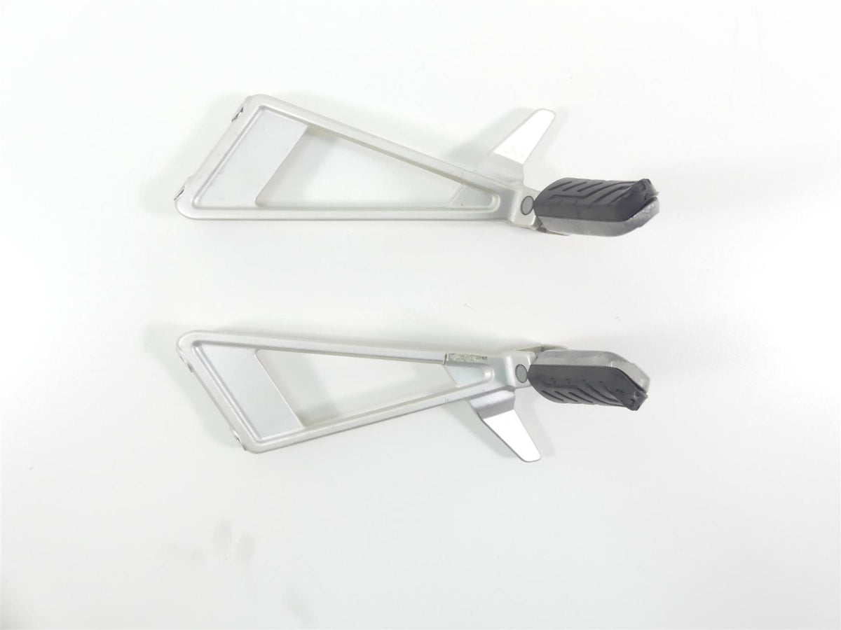 2021 Aprilia Tuono 660 Rear Passenger Footpeg Foot Rest Set 2B005206 2B005205 {{ shop.shopifyCountryName }} - Mototech271