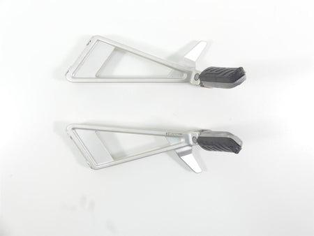 2021 Aprilia Tuono 660 Rear Passenger Footpeg Foot Rest Set 2B005206 2B005205 {{ shop.shopifyCountryName }} - Mototech271