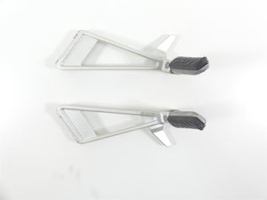 2021 Aprilia Tuono 660 Rear Passenger Footpeg Foot Rest Set 2B005206 2B005205 | Mototech271