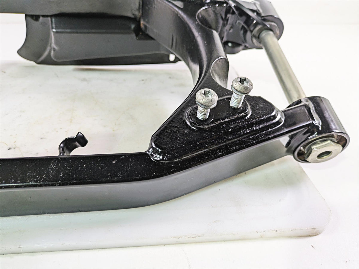 2015 Harley FXDF Dyna Fat Bob Rear Swingarm & Belt Guards 47820-10 {{ shop.shopifyCountryName }} - Mototech271