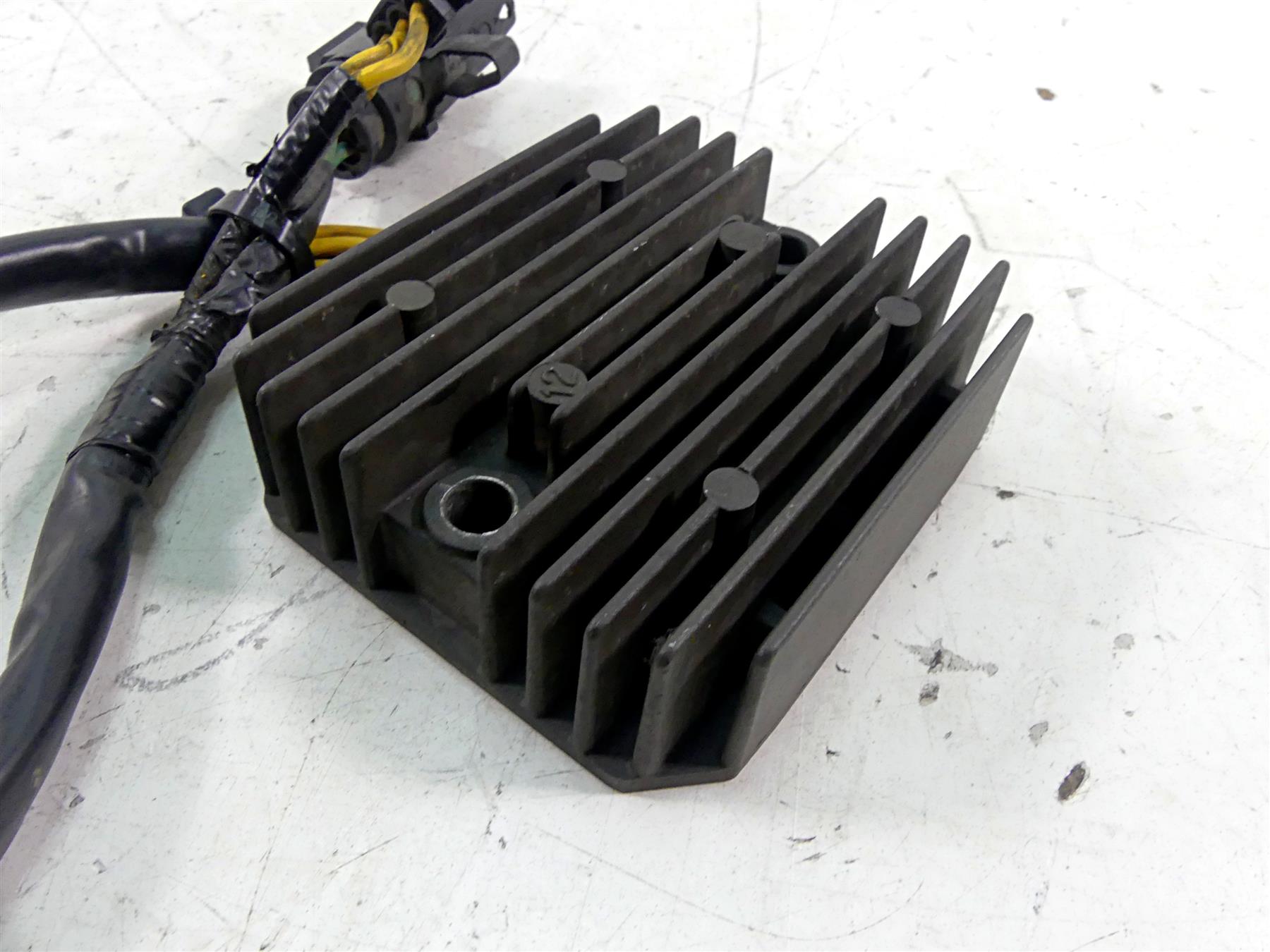2013 BMW F800GS STD K72 Rectifier Voltage Regulator SH541SC 61312346550 {{ shop.shopifyCountryName }} - Mototech271