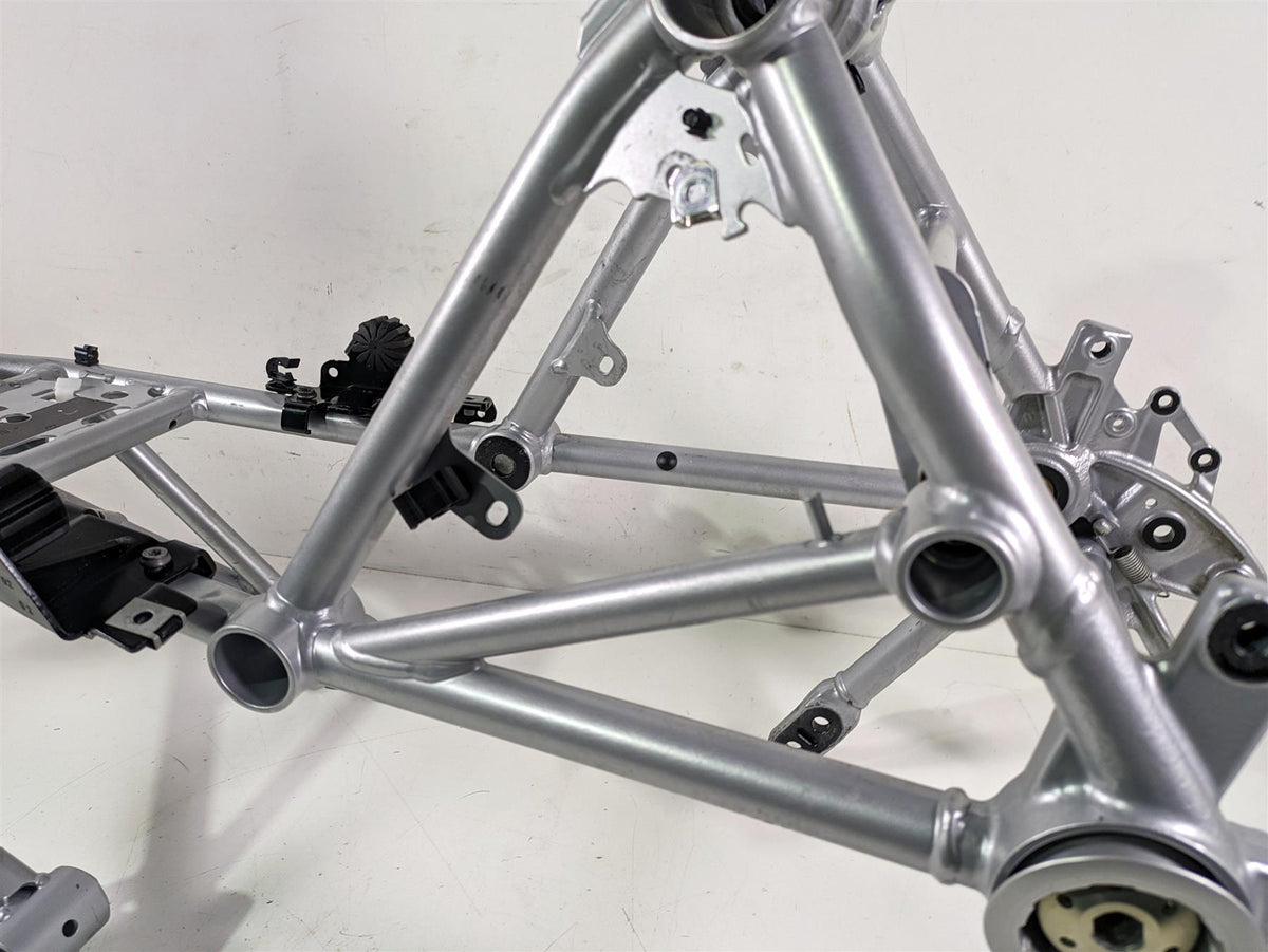 2022 BMW R1250 RT K052 Straight Main Frame Chassis With Oklahoma Clear Title 46519444975 46518387840 {{ shop.shopifyCountryName }} - Mototech271