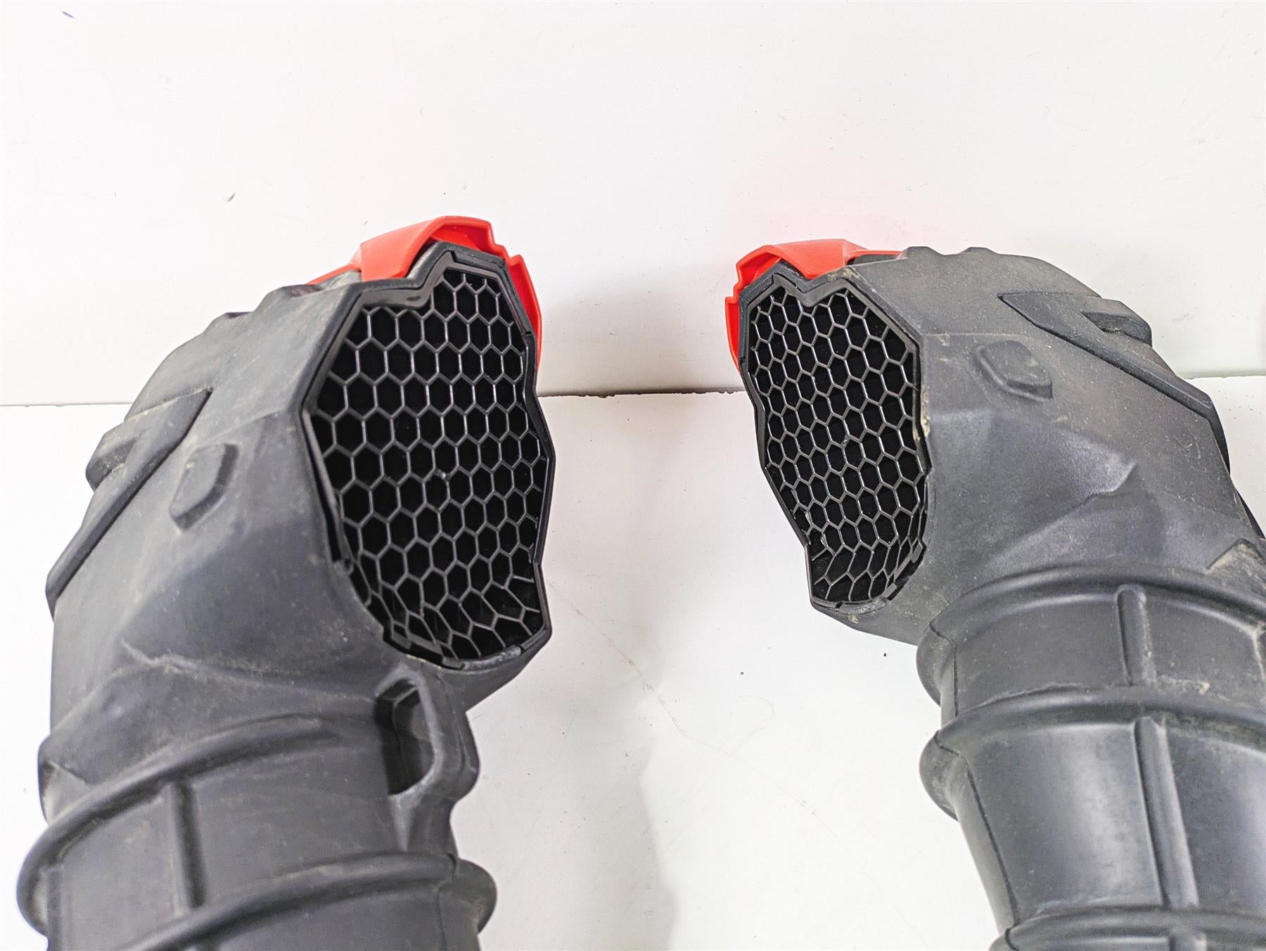 2023 Can Am Maverick X3 XMR Turbo RR Oem Red Air Intake Snorkel Set 706600250 {{ shop.shopifyCountryName }} - Mototech271