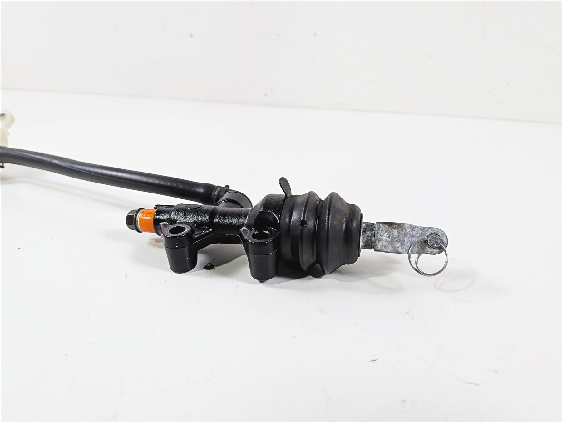 2006 Harley Sportster XL883 Low Rear Brake Master Cylinder 42521-04 {{ shop.shopifyCountryName }} - Mototech271