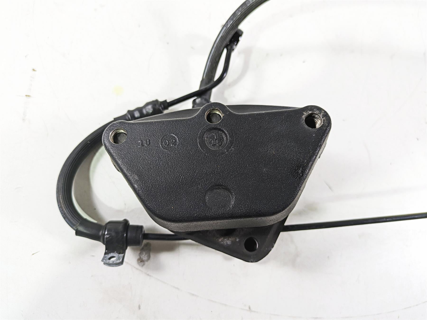 2003 Harley Dyna FXDL Low Rider 100TH Front Brake Caliper 9/16 44046-00D {{ shop.shopifyCountryName }} - Mototech271
