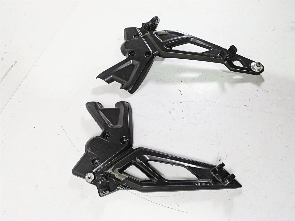 2023 BMW G310R K03 Frame Footpeg Rest Mount Set 46711542807 46711542808 {{ shop.shopifyCountryName }} - Mototech271