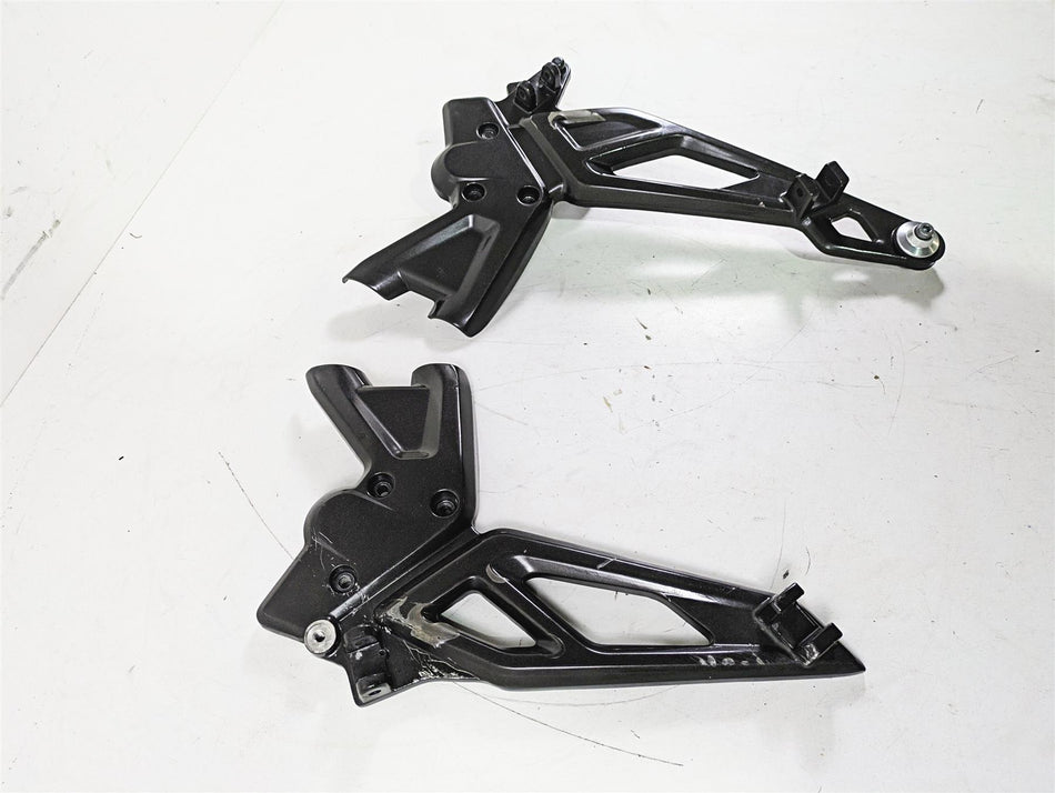 2023 BMW G310R K03 Frame Footpeg Rest Mount Set 46711542807 46711542808 {{ shop.shopifyCountryName }} - Mototech271