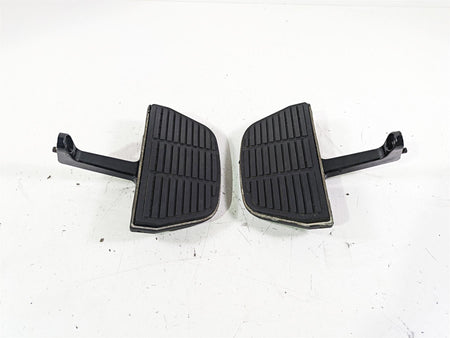 2003 Harley Touring FLHTCUI 100TH E-Glide Passenger Floor Board Set 52719-93B {{ shop.shopifyCountryName }} - Mototech271