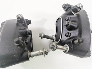 2001 Harley Touring FLHX Street Glide Front Brake Caliper Set 44023-00 44046-00