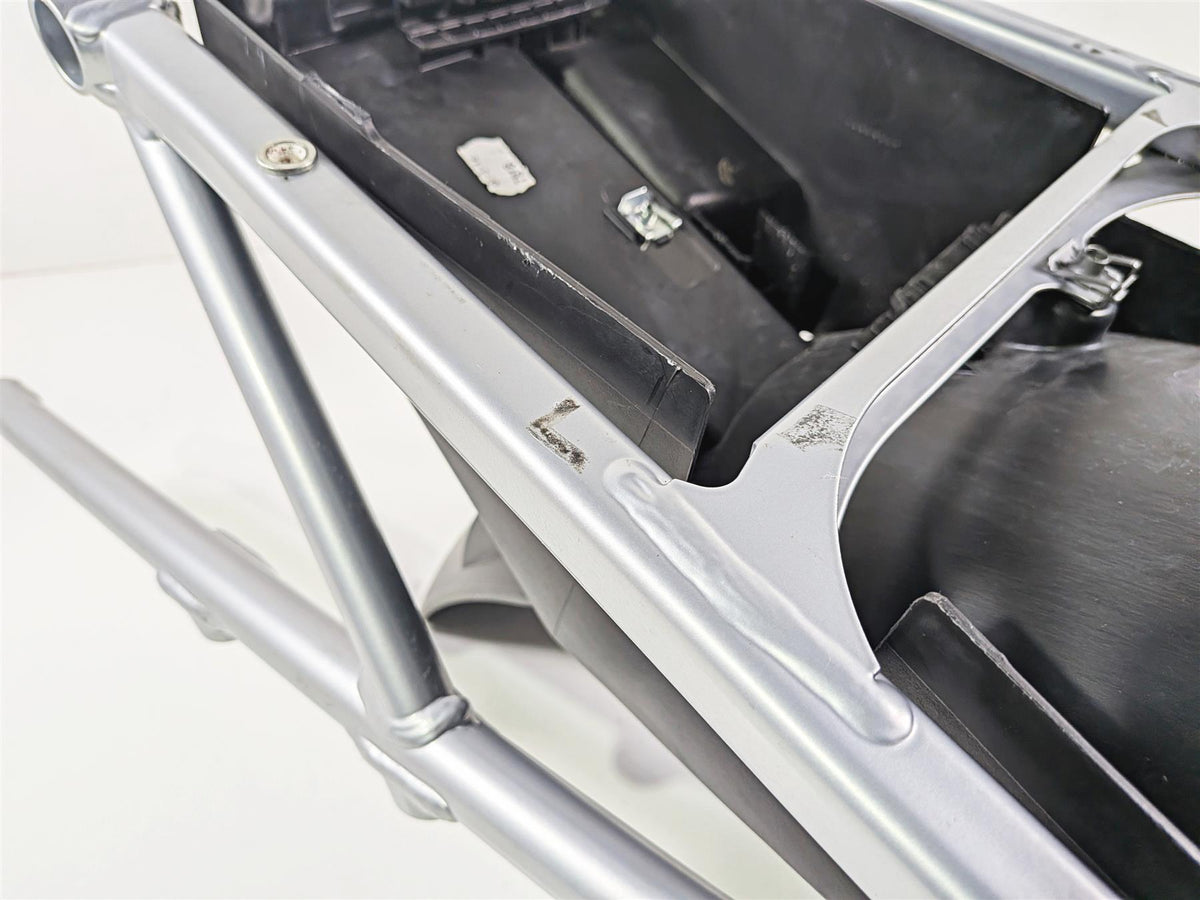 2016 BMW R1200 GS K50 Subframe & Inner Fender 46518354222 {{ shop.shopifyCountryName }} - Mototech271