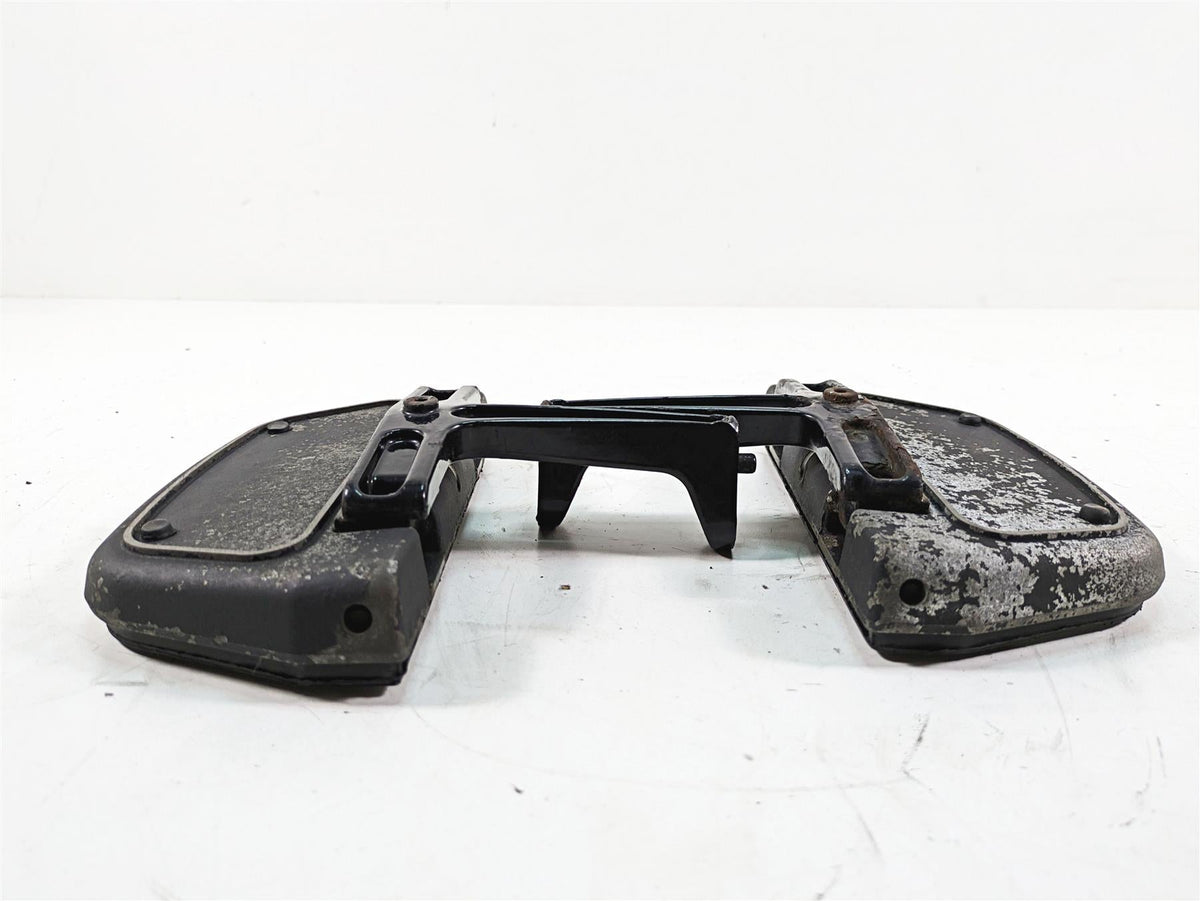 2005 Harley Touring FLHTCUI Electra Glide Passenger Floor Board Set 52719-93B {{ shop.shopifyCountryName }} - Mototech271