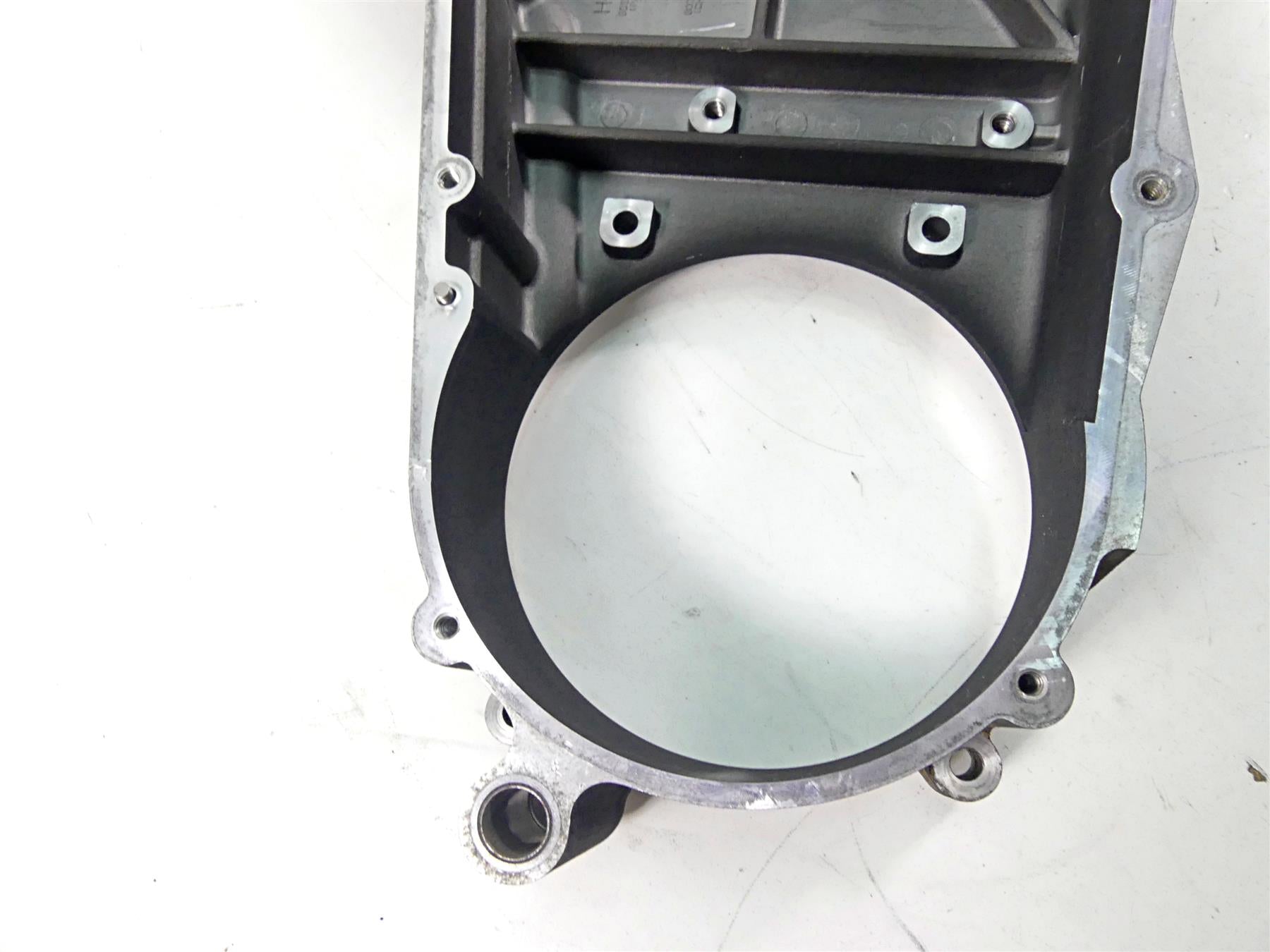 2004 Harley Touring FLHTCUI Electra Glide Inner Primary Clutch Cover 60677-01B {{ shop.shopifyCountryName }} - Mototech271